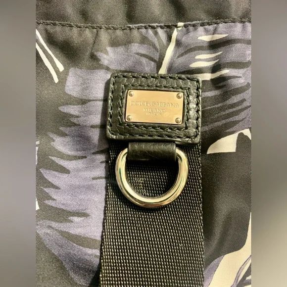 Dolce & Gabbana Leaf Print Drawstring Bag - Picture 3 of 8